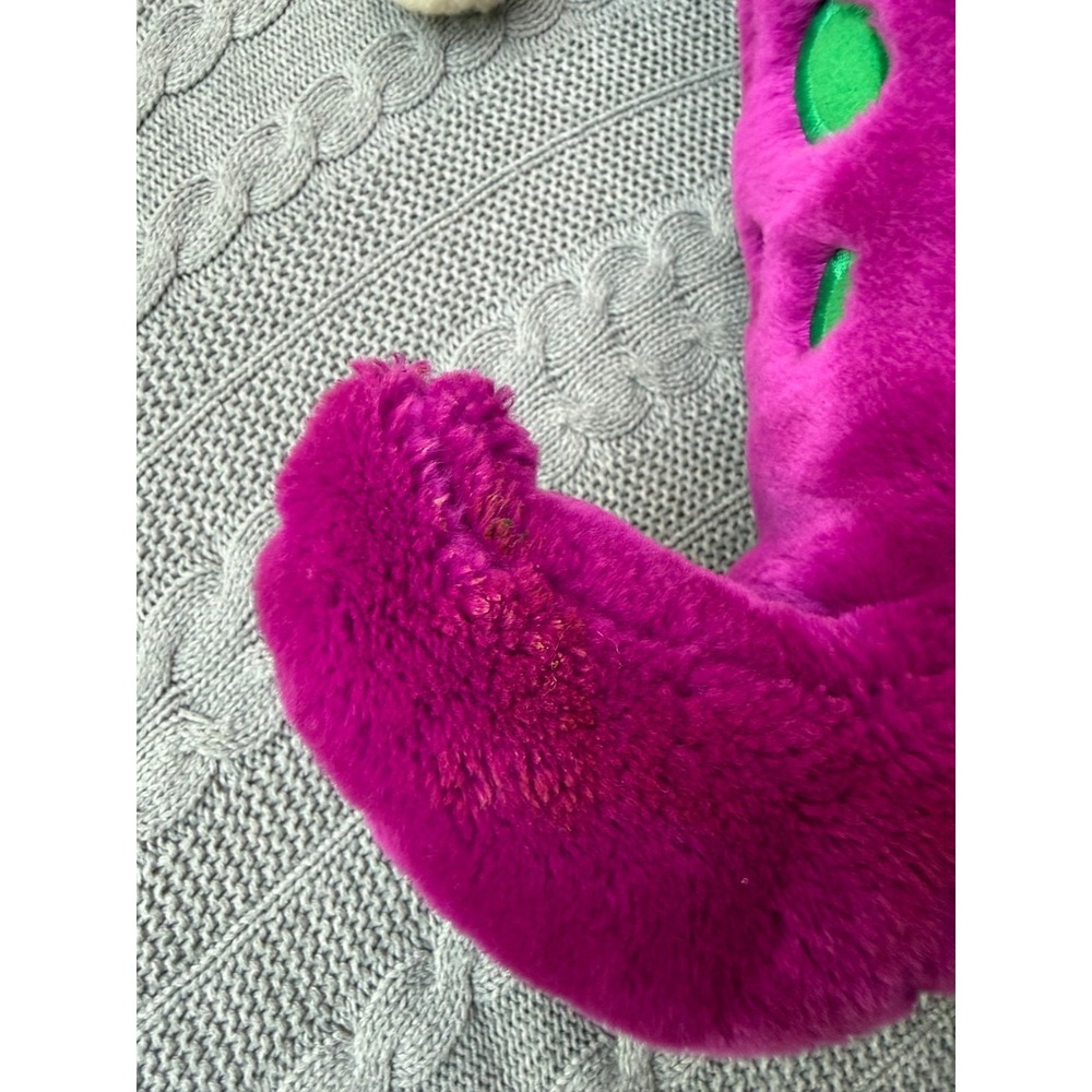 Barney The Dinosaur Vintage 18" Purple  Plush With Green And White Striped Scarf - Picture 5 of 8